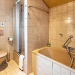 Cherine Apartment *
